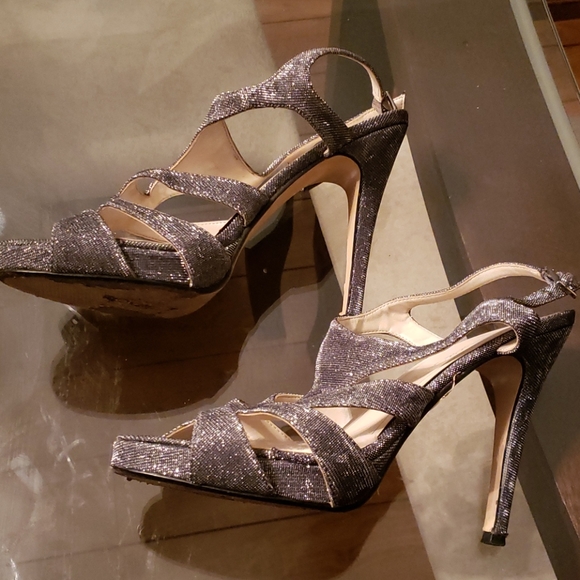 Shoes - Picture 3 of 5